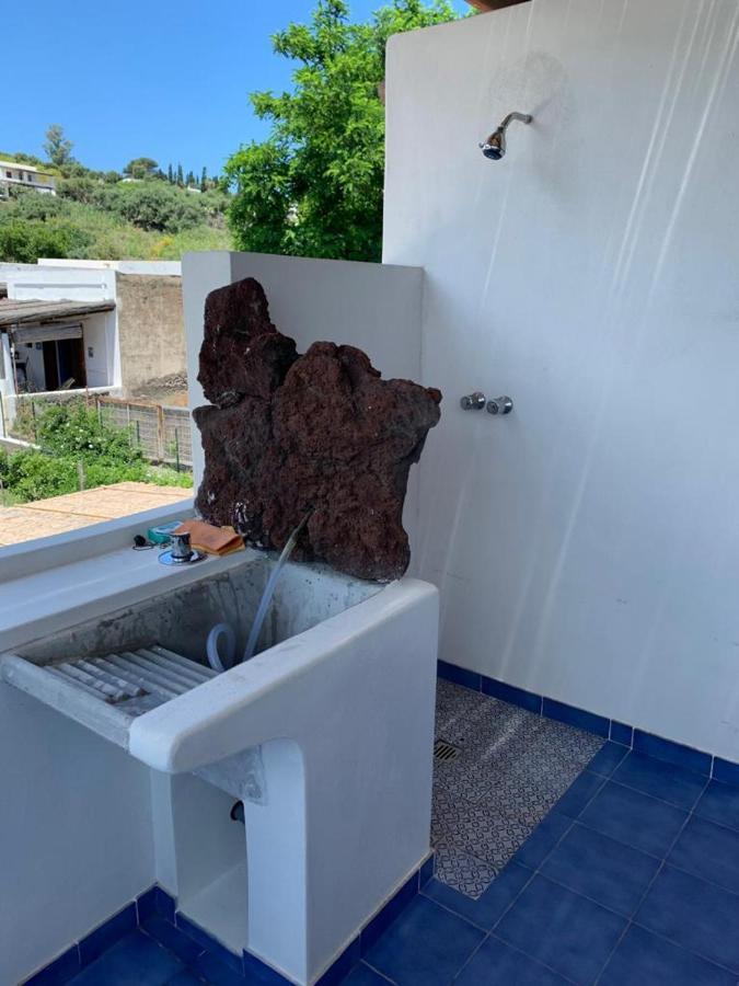 Il Vulcano A Piedi Stromboli Exterior foto
