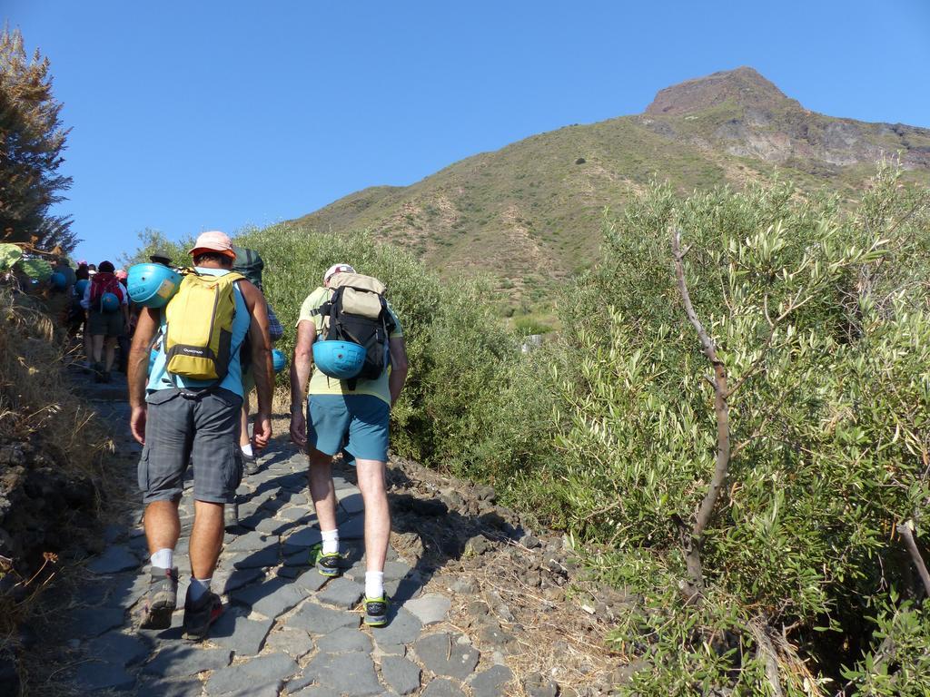 Il Vulcano A Piedi Stromboli Exterior foto
